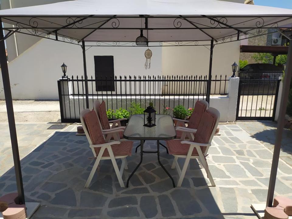 Irakleitsa Apartment